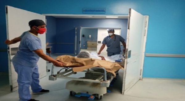 Usuarios del Hospital Dr. Darío Contreras agradecen por cirugías ortopédicas sin costos de materiales