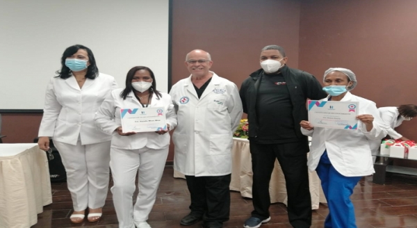 El Hospital Dr. Darío Contreras Celebra con las enfermeras su día