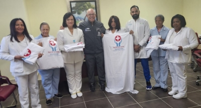 El Voluntariado del Hospital Darío Contreras  realizó entrega  de sábanas médicas al centro