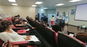 Ministerio de Salud, OPS-OMS imparten taller de Equidad de G&eacute;nero en el Dar&iacute;o Contreras