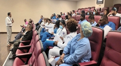 Servicio Regional de Salud Metropolitano imparte taller a Emergenciologos y personal sanitario en el Hospital Traumatológico Dr. Darío Contreras