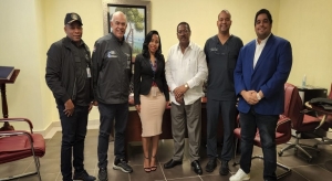 Posesionan nueva encargada administrativa en el Hospital Dar&iacute;o Contreras