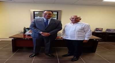 El Director Ejecutivo de SENASA, Dr. Santiago Hazim, realizó visita de Cortesía al Director  del  Hospital Traumatológico Dr. Darío Contreras