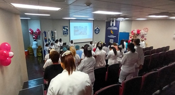 Enfermeras del Hospital Darío Contreras concluyen hoy semana aniversario por el día Internacional de la enfermería