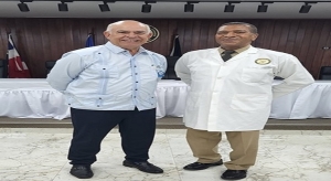 Director del Dar&iacute;o Contreras realiza visita de cortes&iacute;a al Director del Hospital Central FARD